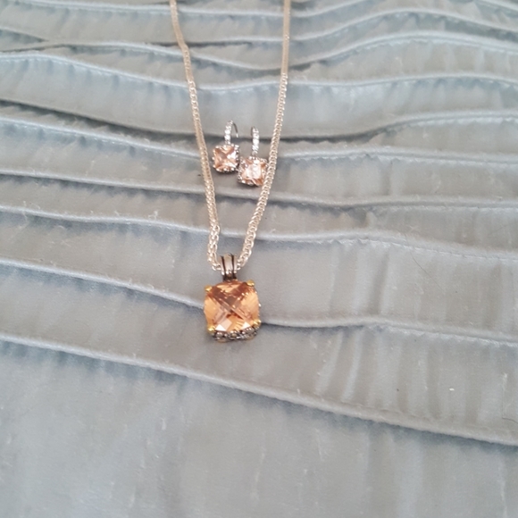 Champagne and silver earrings and necklace set - Picture 1 of 3